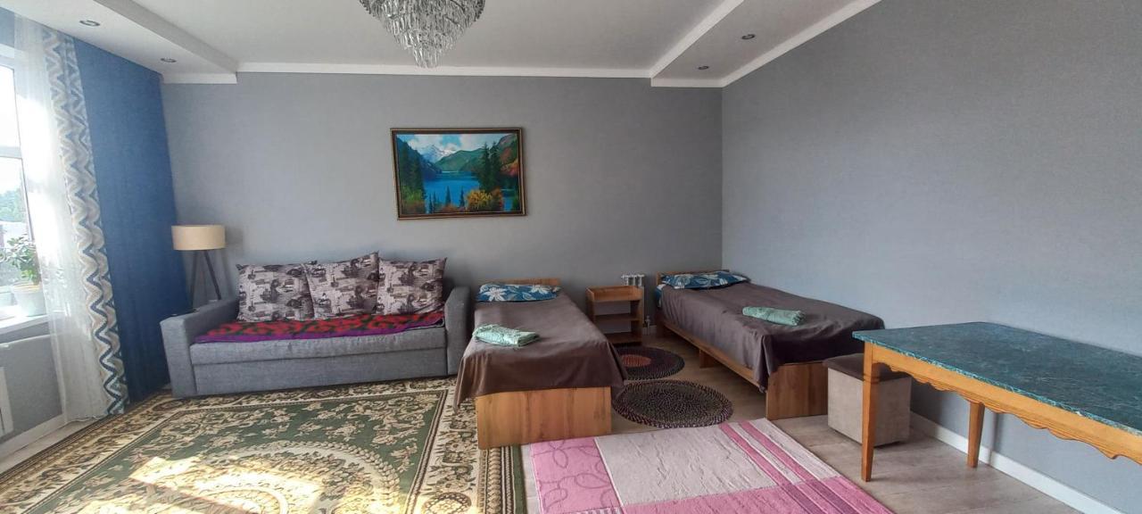 Guest House B&B Kochkor Εξωτερικό φωτογραφία